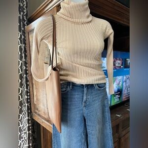 Vintage GAP 100% Cashmere Turtleneck Ribbed Cream Size Small or Medium Women’s